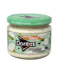 DORITOS NACHO CHIPS COOL SOUR CREAM CHIVES 300G